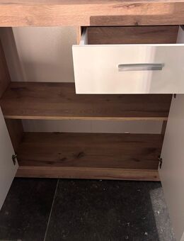 Kommode (90x39x94,5) wie Neu! - Aachen