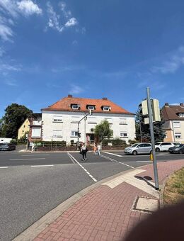 Attraktive 3-Zimmer-Dachgeschosswohnung mit großzügiger Terrasse in Gelnhausen - Gelnhausen