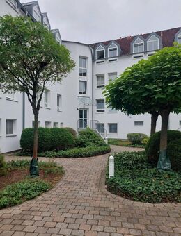 Stilvolle 3-Zimmer Dachgeschosswohnung - Liederbach (Taunus)