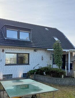 Einfamilienhaus mit zusätzlichem kleinen Vorderhaus - Recklinghausen