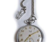 Kienzle Taschenuhr mit Kette - Nürnberg