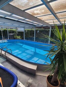 Familientraum in Rheinböllen: Großzügiges Haus mit Pool, Wintergarten und großem Garten - Rheinböllen