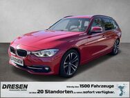 BMW 330, Sport Line Keylass, Jahr 2017 - Velbert