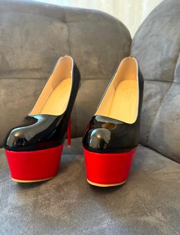 High Heels Crossdresder Sissy - Pfedelbach