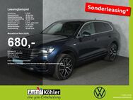 VW Touareg, R-Line Display, Jahr 2022 - Mainburg