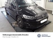 VW Touran, 2.0 TDI Highline, Jahr 2020 - Dresden