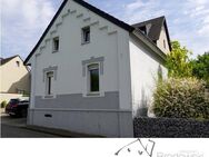 Kleines, freistehendes Wohnhaus mit Garten in guter Lage von Neuss - Holzheim - Neuss