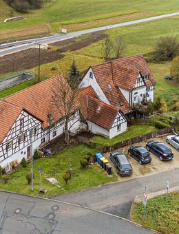 Platz für Tierhaltung - Drei traditionelle Bauernhäuser mit großem Grundstück - Reichenbach (Heuberg)
