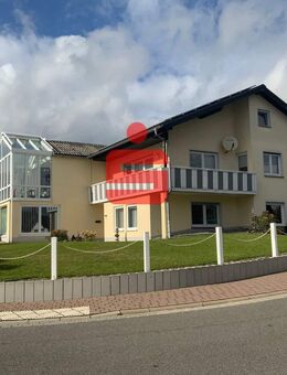 Einfamilienhaus mit Einliegerwohnung und Garage in guter Wohnlage - Bleialf