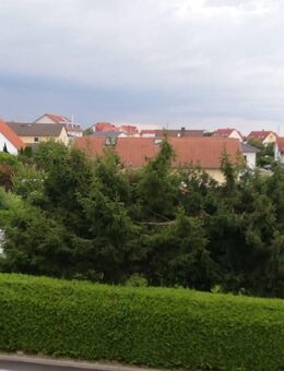 Tolle3,5Zi.Wohnung mit herrlichem Blick ins Grüne - Schkopau