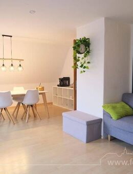 Oberwohnung mit großem Balkon und Garten - Leer (Ostfriesland)