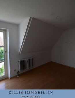 Ein Juwel - 3-Zi.-Atelier-Wohnung - Frei - Laminat - Loggia - ZILLIG IMMOBILIEN - Neutraubling