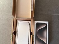 Apple iPhone 15 Pro Max - 512GB - Titan Natur - Velbert