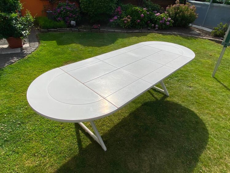 Gartentisch | markt.de Kleinanzeige