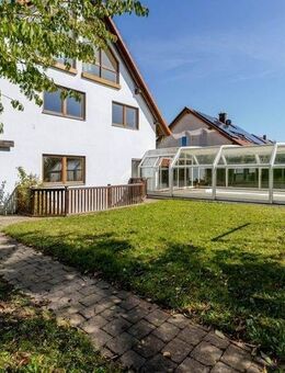 Raumvielfalt: Idyllisches Einfamilienhaus mit Einliegerwohnung in Randlage - Eppingen