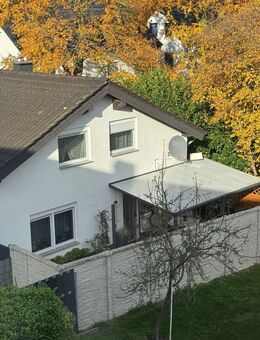 Gelegenheit! Einfamilienhaus mit 3 Garagen als Wohnungseigentum - Viersen