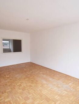 Zwei Zimmerwohnung mit Balkon - Köln
