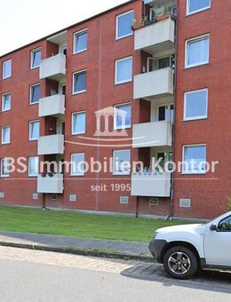 Kapitalanlage! Renovierte, gepflegte Eigentumswohnung im 2. OG mit 3ZKB und Balkon! - Emden