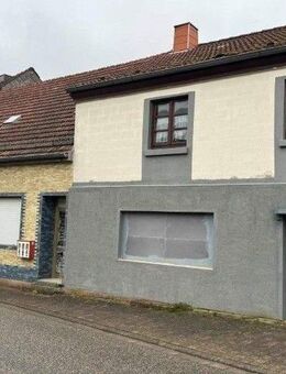 Blindverkauf ohne Innenbesichtigung! Einfamilienhaus mit Anbau, diversen Schuppen und Garten in Kirrweiler - Kirrweiler