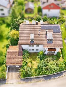 Sofort Frei: 2 - Familienhaus mit ELW, großzügig mit PV, Solar, neuwertiger Heizung, schöner Garten! - Bogen