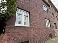 Kein Haus von der Stange! Duisburg - Meiderich, großes Einfamilienhaus mit Baugrundstück und Garage - Duisburg