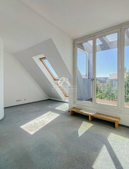 RARITÄT! FANTASTISCHE DACHGESCHOSSWOHNUNG MIT WESTBALKON UND AUFZUG IM FLORAKIEZ! PROVISIONSFREI! - Berlin
