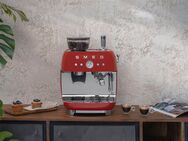 Smeg Espressomaschine EGF03RDEU, mit integrierter Kaffeemühle