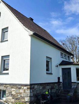 Charmante Doppelhaushälfte in naturnaher Lage von Arnsberg-Oeventrop - Arnsberg