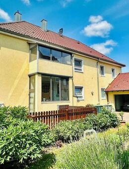 Schmuckstück mit markantem Walmdach - Waigolshausen