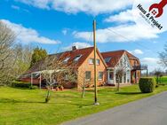 Zweifamilienhaus mit Weitblick - Naturidylle trifft Wohnkomfort - Aurich