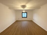 Lichtdurchflutete sanierte Altbauwohnung mit Charme und einzigartigem Grundriss | ca. 100 m² - Gelsenkirchen