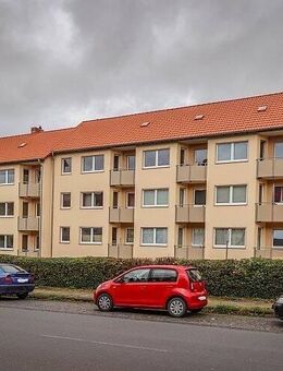 + 1 Zimmer mit modernisiertem Badezimmer + - Seesen