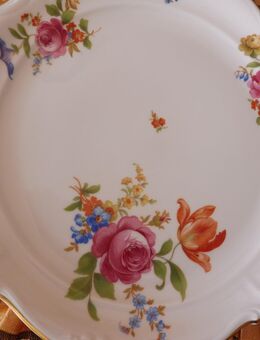 Rosenthal Kuchenteller mit Streublümchen+ Goldrand / - Bretnig-Hauswalde
