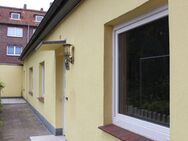 TT bietet an: Moderner Bungalow mit 2-Zimmern, Einbauküche und Terrasse! - Wilhelmshaven