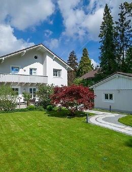 Gräfelfing-Lochham | Traumvilla mit wunderschönem Grundstück in Toplage - Gräfelfing