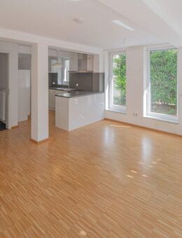 Neuwertige Maisonettewohnung mit 90 m² Wohnfläche in Reutlingen zu verkaufen! SOFORT FREI! - Reutlingen