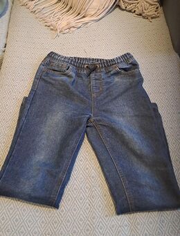 Jeans von Infinity Kids. Gr. 152 - Berlin