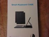 Smart Keyboard Case - Chemnitz