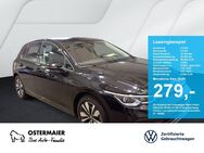 VW Golf, 2.0 TDI VIII MOVE 150PS N, Jahr 2024 - Straubing