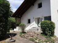 Provisionsfreies Einfamilienhaus in Rückersdorf das keine Wünsche offen lässt - Rückersdorf (Bayern)