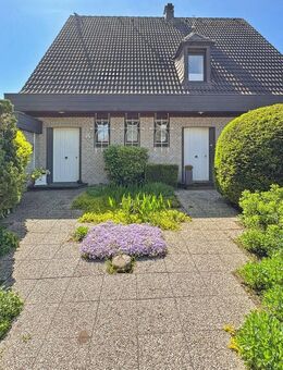 Großzügiges Wohnen in direkter Feldlage! - Düsseldorf