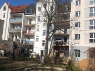 Mehrfamilienhaus in Leipzig West zu verkaufen, Kapitalanlage, Hausprojekt mit großen Grundstück - Leipzig