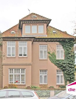 Entkernte, historische Altbauvilla mit Erweiterungspotenzial und Neubaumöglichkeit - Bad Segeberg