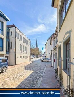 Zentrales Wohnen mit Blick auf das Binnenwasser! - Neustadt (Holstein)