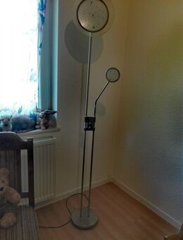 moderne Stehlampe mit zwei Lampen - Rheine Zentrum