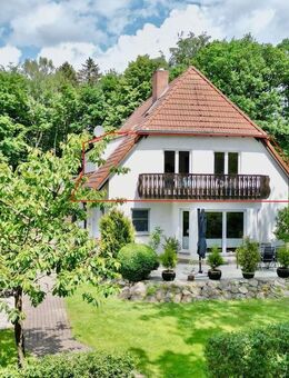 Attraktive 3-Zimmer-Wohnung mit großem Balkon und Stellplatz - Putbus