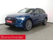 Audi e-tron, 55 qu advanced sel S line 2EAD-UP UMGEBUNGSKAMERA CONNECT ASSISTEN, Jahr 2020 - Weißenburg (Bayern)