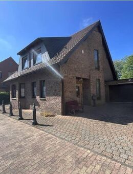 Exklusives Einfamilienhaus mit Pool, Sauna & großem Garten im Stadtteil Alstaden - Oberhausen