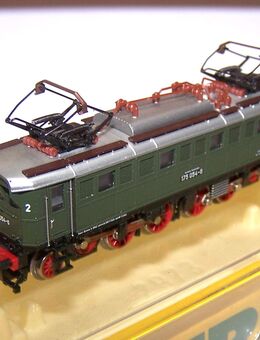 Spur N Minitrix 2974 BR175 054-6, guter Zustand, OVP, bitte lesen - Essen