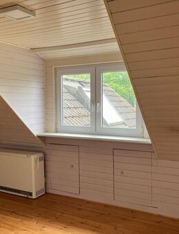 Kleine, aber feine Dachgeschosswohnung - Heiligenhaus